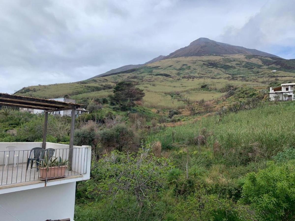 Case La Pergola Stromboli Kültér fotó