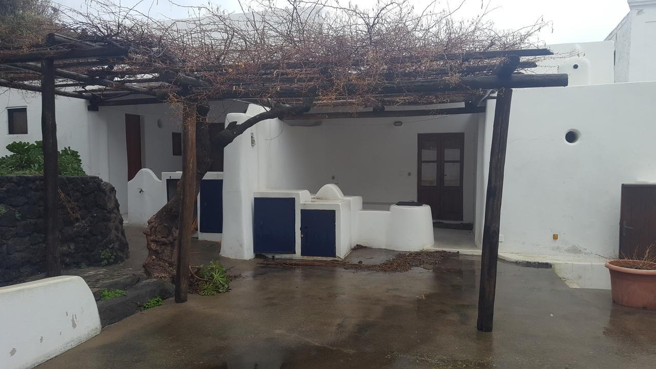 Case La Pergola Stromboli Kültér fotó
